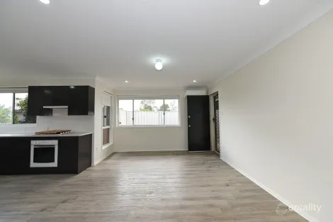 Property photo of 1/13 Hannah Place Worrigee NSW 2540