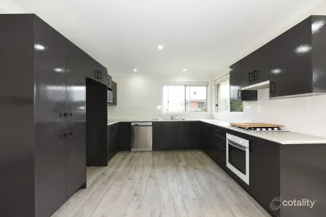 Property photo of 1/13 Hannah Place Worrigee NSW 2540