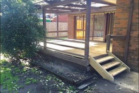 Property photo of 3 Knight Court Endeavour Hills VIC 3802