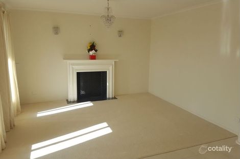 Property photo of 55 Westmoreland Avenue Cranbourne North VIC 3977