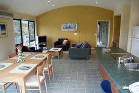 Property photo of 6A Roache Court Lorne VIC 3232