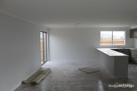 Property photo of 41 Goshawk Drive Pakenham VIC 3810