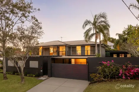 38 Moordale St, Chapel Hill, QLD 4069