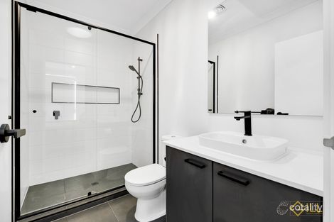 Property photo of 337C Centre Road Berwick VIC 3806