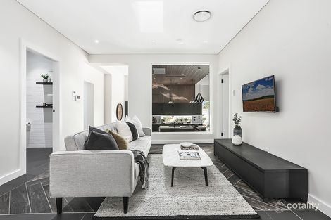 Property photo of 7 Kent Avenue Croydon Park NSW 2133