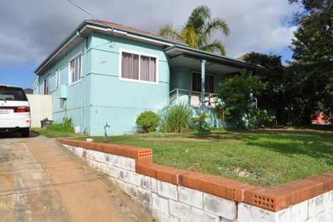 194 Juno Pde, Greenacre, NSW 2190