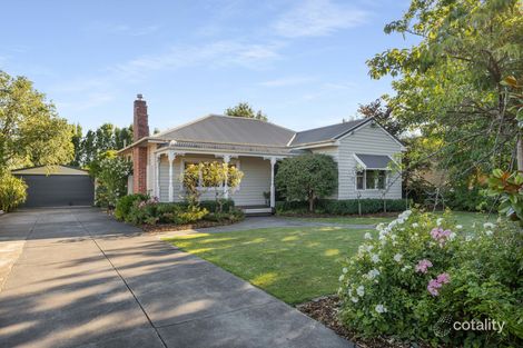 8 Julie Rd, Croydon, VIC 3136