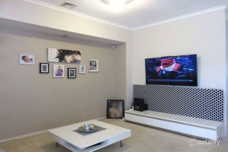 Property photo of 4 Lancewood Walk South Morang VIC 3752