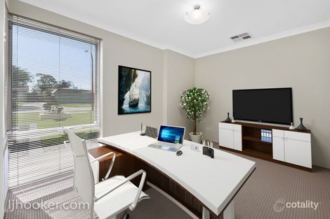 Property photo of 2B Rose Place Wilson WA 6107