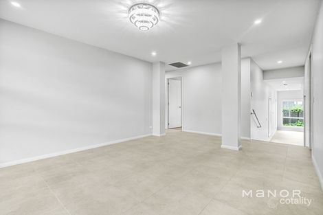 Property photo of 20 Braeburn Crescent Stanhope Gardens NSW 2768