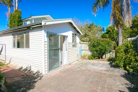 Property photo of 16 Griffin Road North Curl Curl NSW 2099