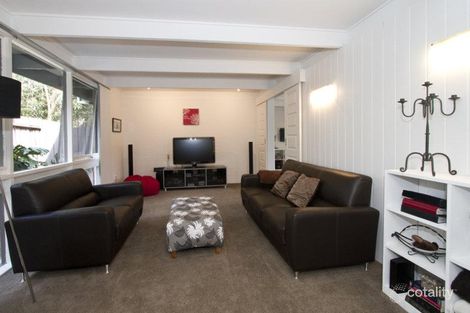 Property photo of 22 Yando Street Greensborough VIC 3088