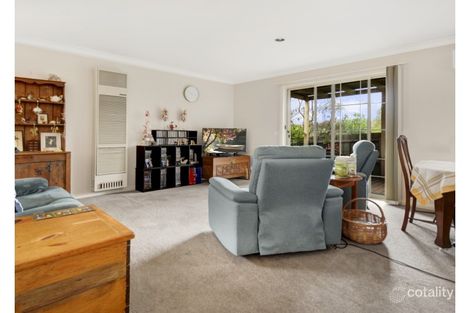 Property photo of 2/82 Thornhill Road Highton VIC 3216