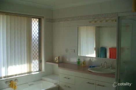 Property photo of 30 Lovers Walk Thabeban QLD 4670