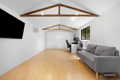 Property photo of 28 Deborah Crescent Cambridge Park NSW 2747