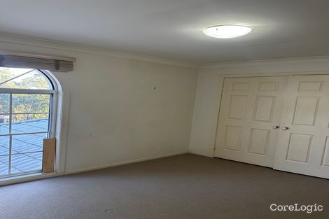 Property photo of 4 Robertson Place Fig Tree Pocket QLD 4069