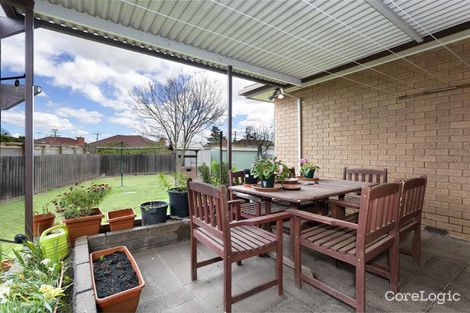 Property photo of 23 Chestnut Drive St Albans VIC 3021