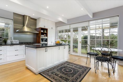Property photo of 23 Koornalla Crescent Mount Eliza VIC 3930