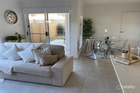 Property photo of 1/10 Dorchester Close Pimpama QLD 4209