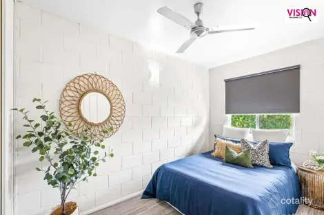 Property photo of 5 Pacific Drive Blacks Beach QLD 4740