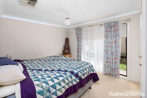 Property photo of 109 Undurra Drive Glenfield Park NSW 2650
