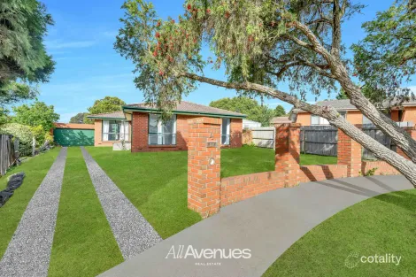 Property photo of 4 Dulnain Close Hampton Park VIC 3976