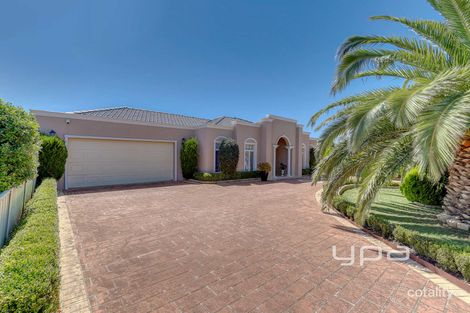 Property photo of 2 Galli Court Hillside VIC 3037