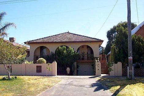 42 Hope St, White Gum Valley, WA 6162