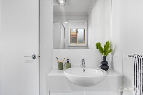 Property photo of 2 Birch Street Findon SA 5023