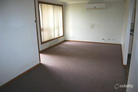 Property photo of 1/14 Oswald Crescent Rosemeadow NSW 2560