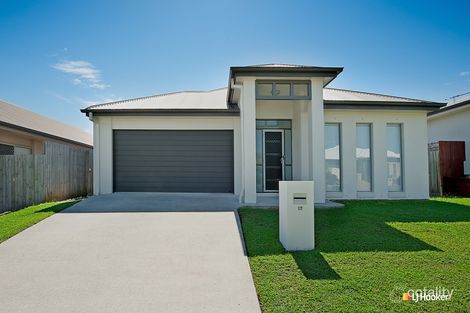 17 Parkway Cres, Murrumba Downs, QLD 4503