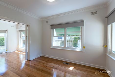 Property photo of 127 Kambrook Road Caulfield North VIC 3161