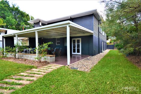 90 Sunshine Ave, Tarragindi, QLD 4121