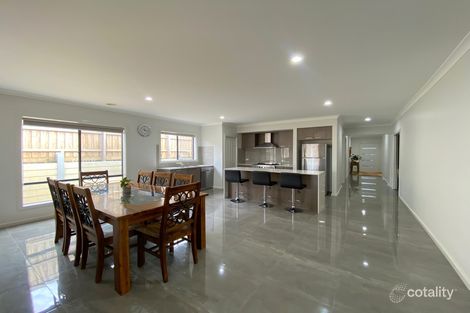 Property photo of 19 Teatree Lane Wallan VIC 3756