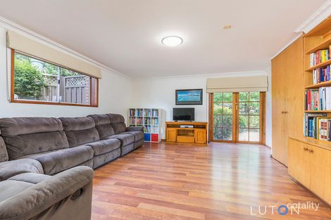 Property photo of 17 Halfrey Circuit Wanniassa ACT 2903