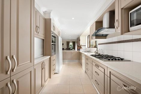 Property photo of 18 Wolbers Road Dingley Village VIC 3172