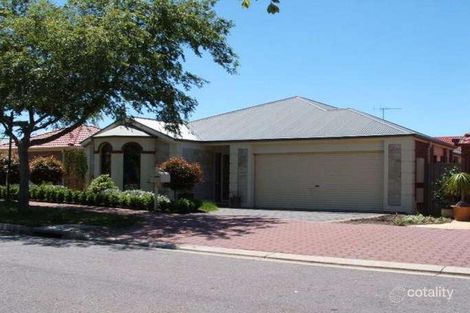 8 Ashdown St, Oakden, SA 5086