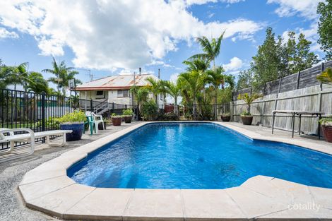 Property photo of 30 Dayman Street Urangan QLD 4655