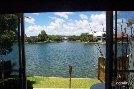 2/3 Sunseeker Cl, Noosaville, QLD 4566