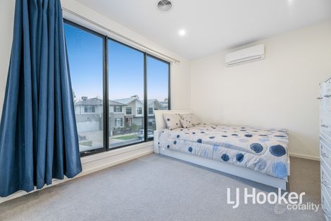 Property photo of 23 Aspect Drive Keysborough VIC 3173