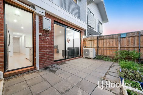 Property photo of 23 Aspect Drive Keysborough VIC 3173
