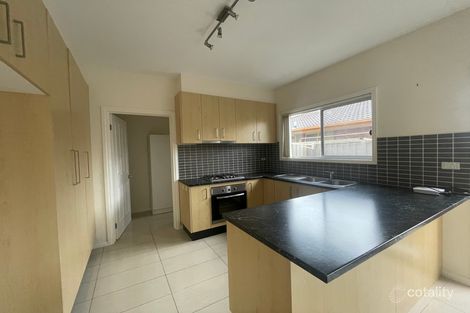 Property photo of 2/66 Civic Parade Altona VIC 3018