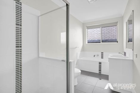 Property photo of 29 Combs Street Yarrabilba QLD 4207