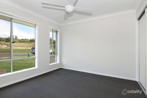 Property photo of 1/3 Latsky Drive Cotswold Hills QLD 4350