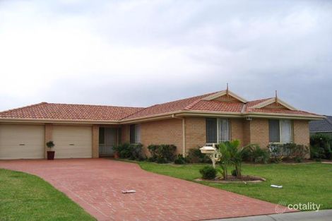 10 Springwood St, Albion Park, NSW 2527