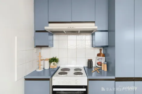 Property photo of 1 Roseland Crescent Hoppers Crossing VIC 3029