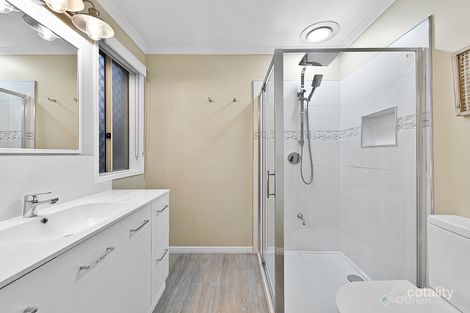 Property photo of 86 Kurrajong Road Narre Warren VIC 3805