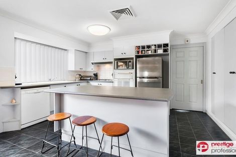 Property photo of 33 Daintree Drive Wattle Grove NSW 2173