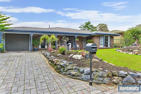11 Lexcen Gr, Happy Valley, SA 5159