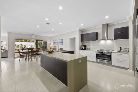 Property photo of 30 De Havilland Circuit Williams Landing VIC 3027